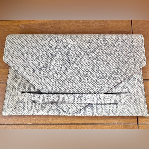 Manifatture Campane Python Embossed Leather Envelope Clutch - Picture 1 of 12